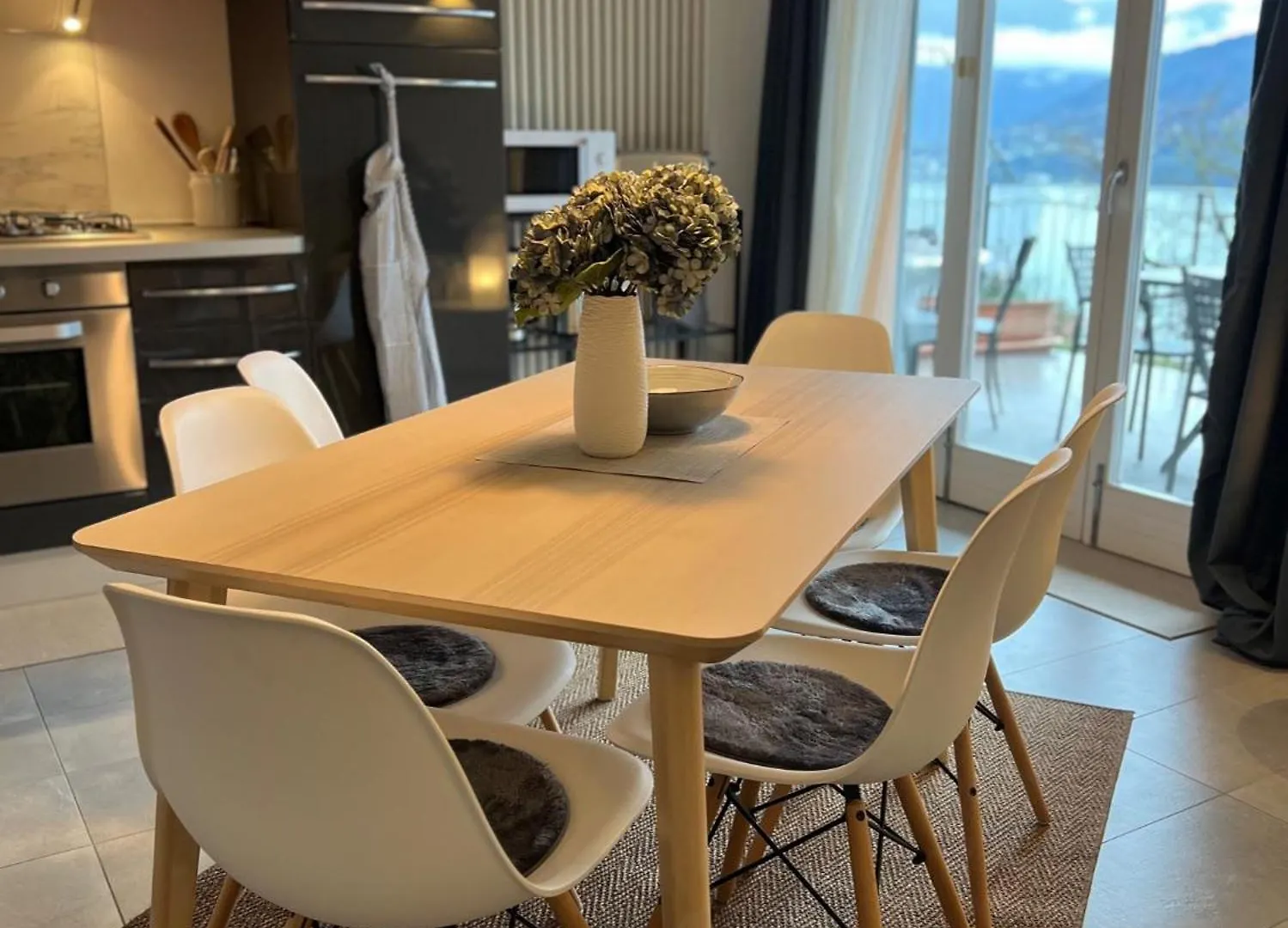Antoni'S Place 레노 아파트